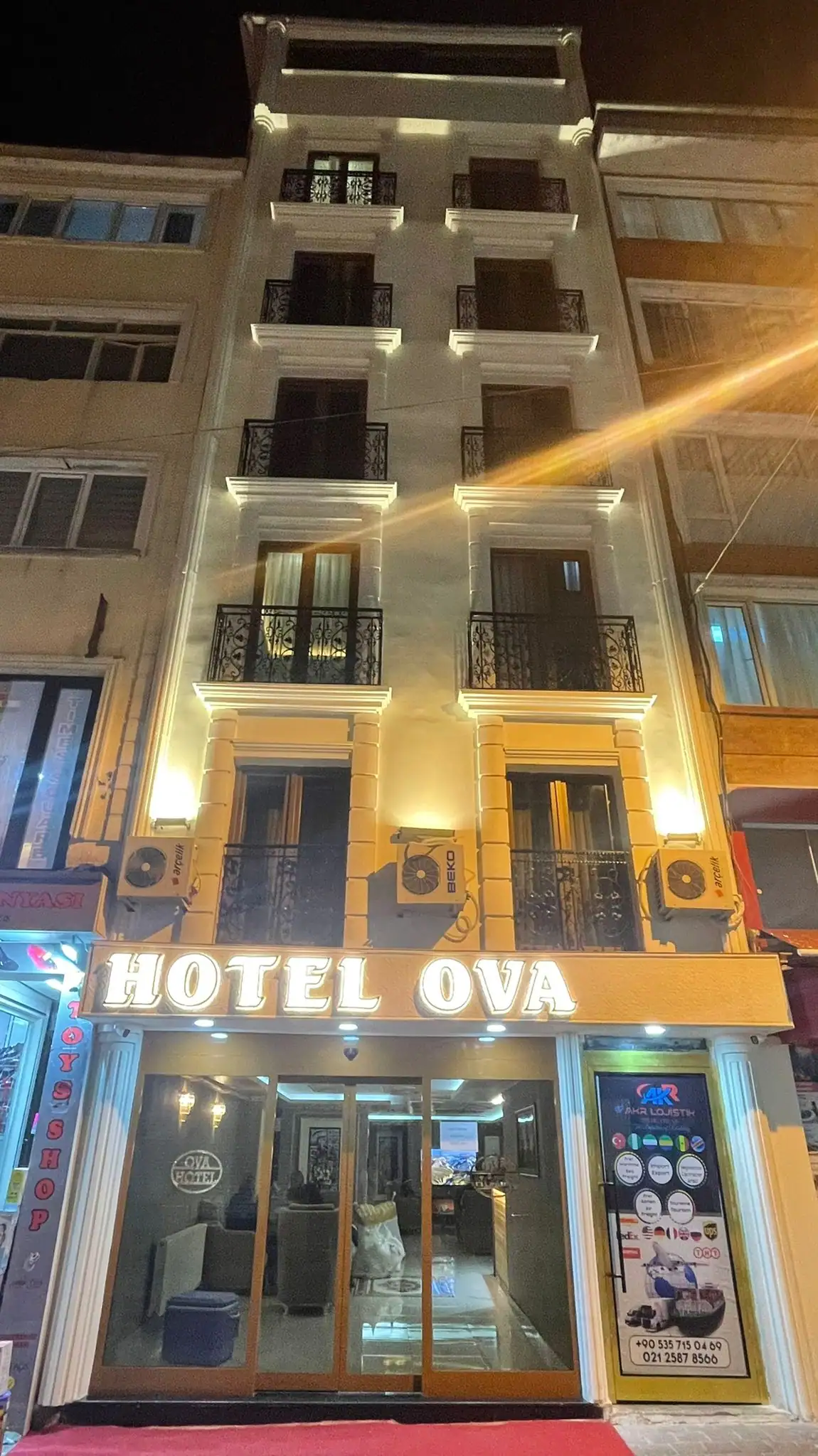 Hotel ova