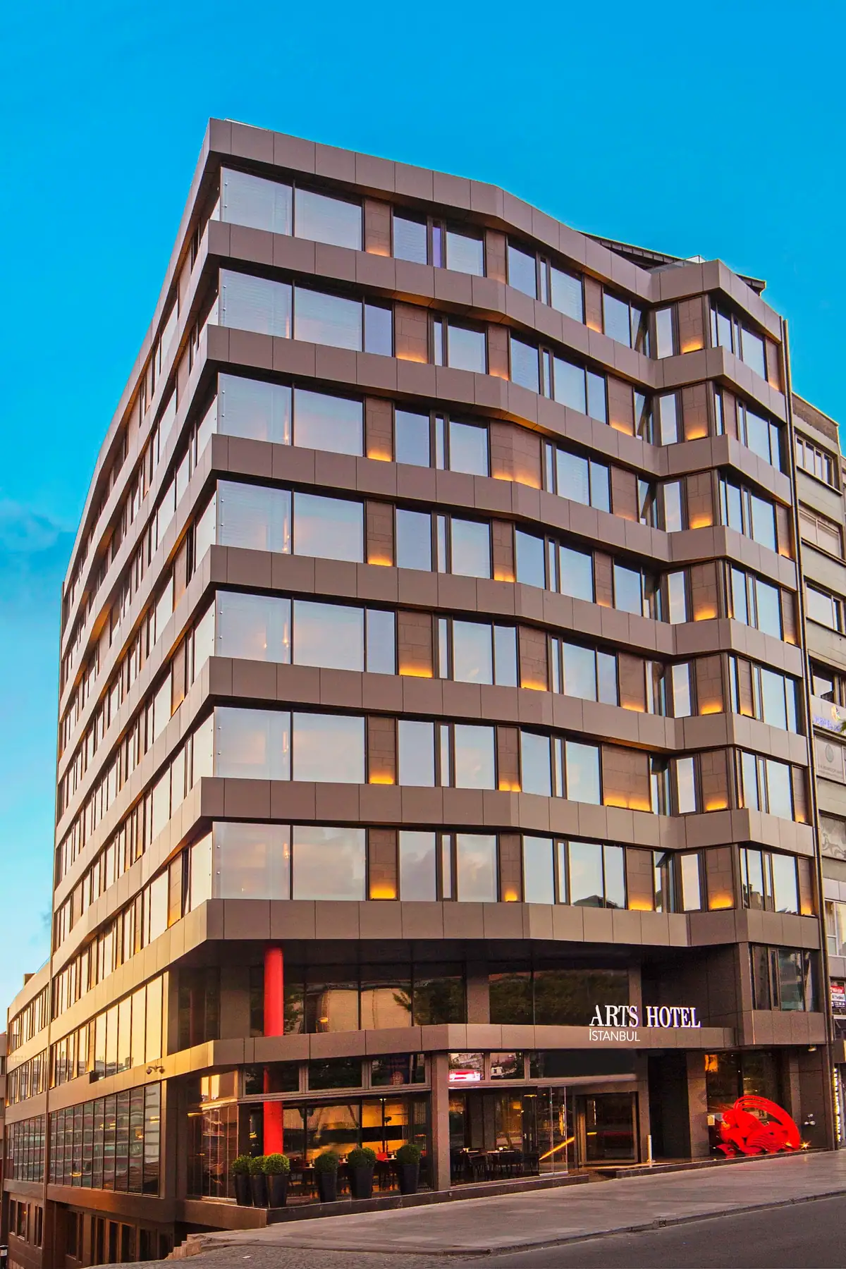 Arts Hotel