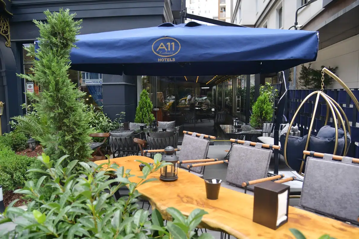 A11 Hotel Cadde
