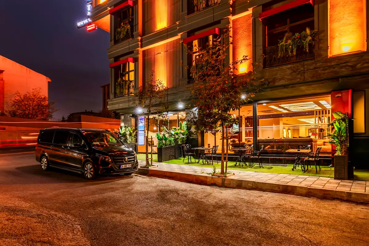 Elysian Airport Hotel