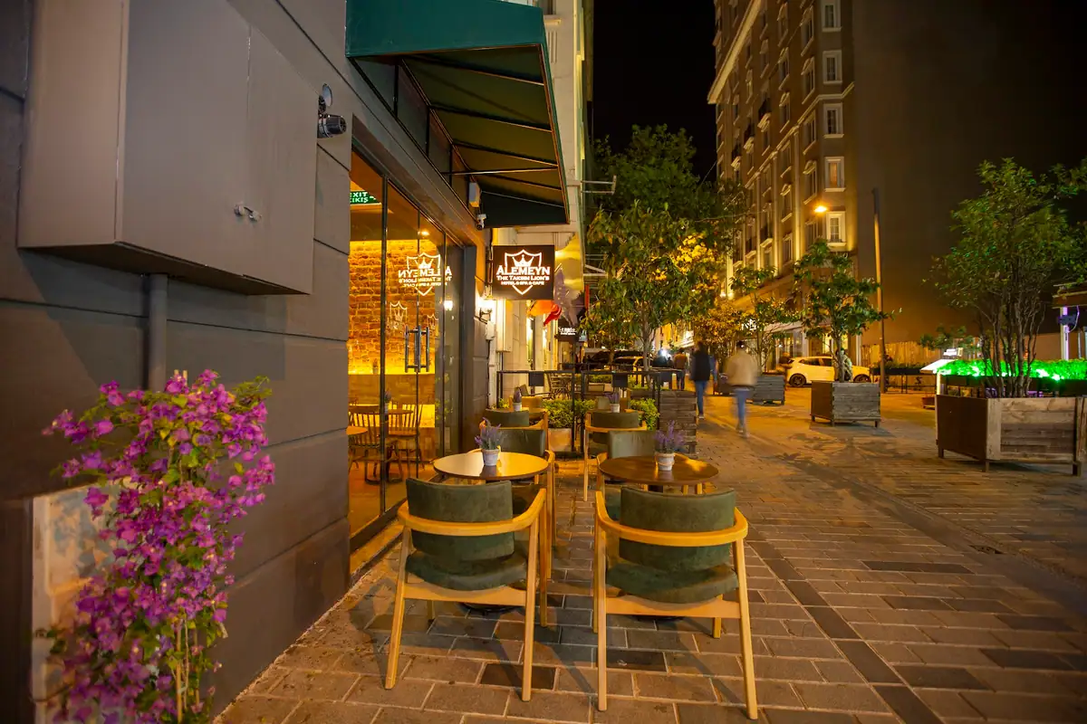 Taksim Leon's Hotel - Spa & Cafe