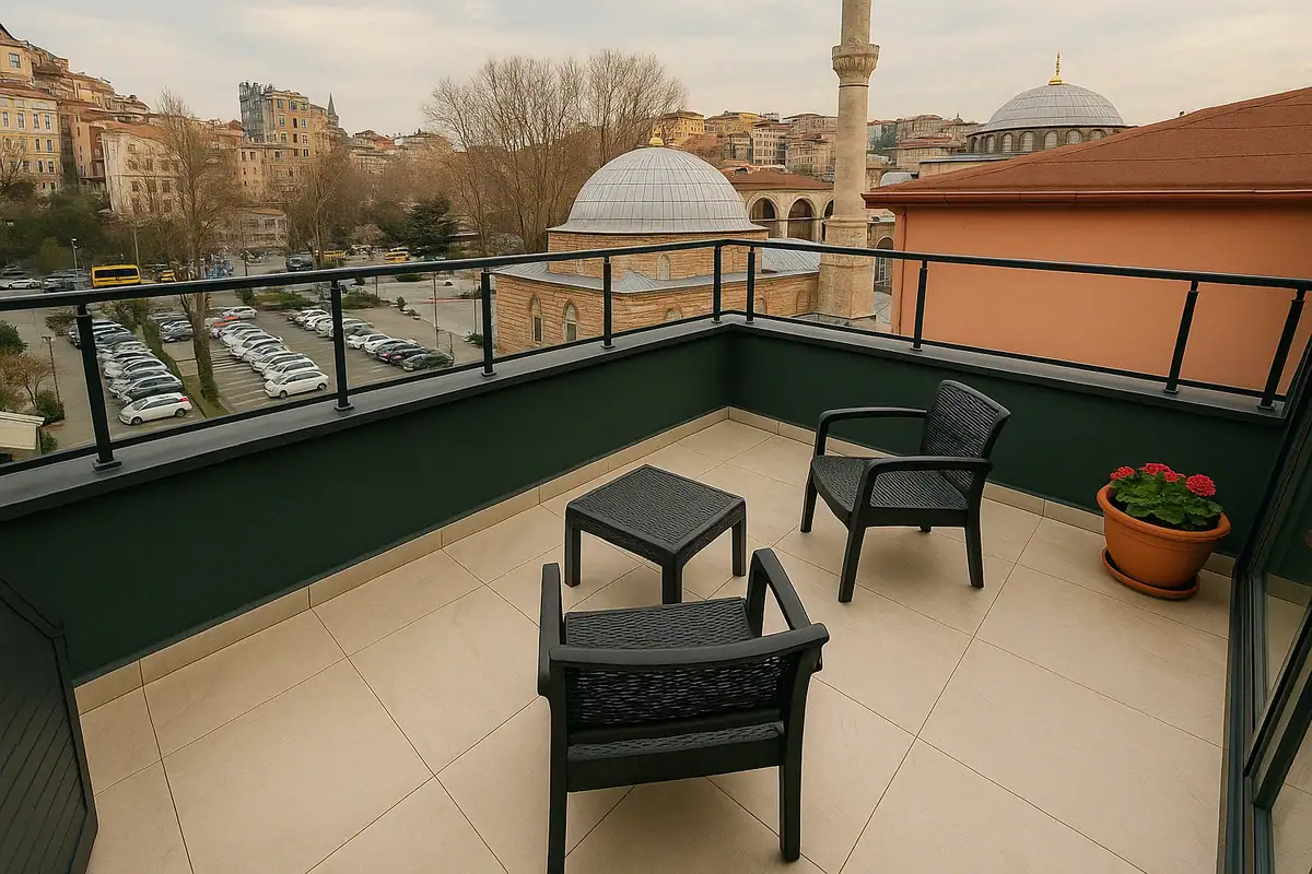 Center Port Hotel